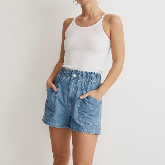 Madewell Pants - NWT Madewell Denim Pull-on Paperbag Utility Shorts in Arcwood Wash